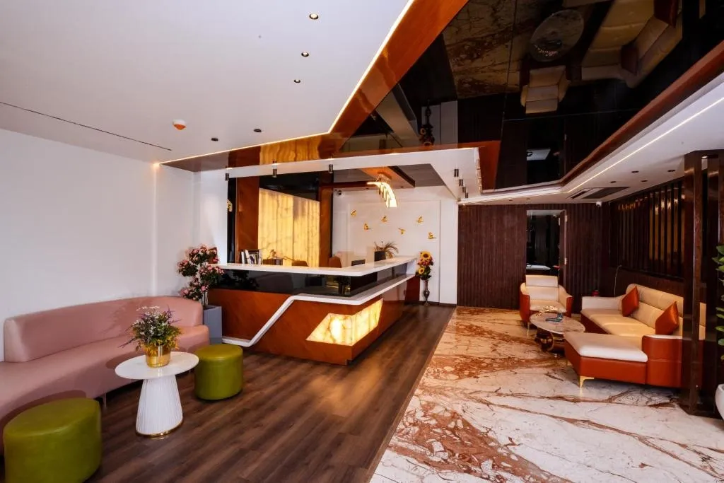 family hotel with pool in madiwala, bangalore - hotel paramos meeds