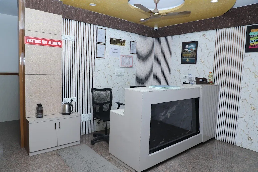 24 hours check in hotels in hotel platinum palace bangalore