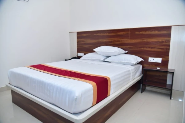 family hotel with pool in chikkajala, bangalore - hotel prince residency