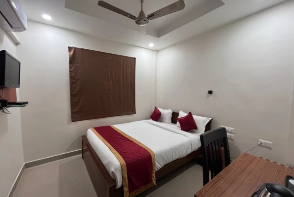 top luxury hotels in hotel royal flora koramangala bangalore