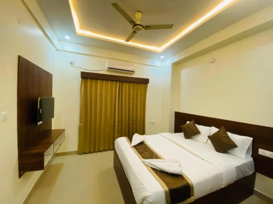 best luxury hotel in hotel safko grand bangalore