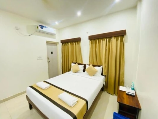 good hotels in hotel safko suites bangalore