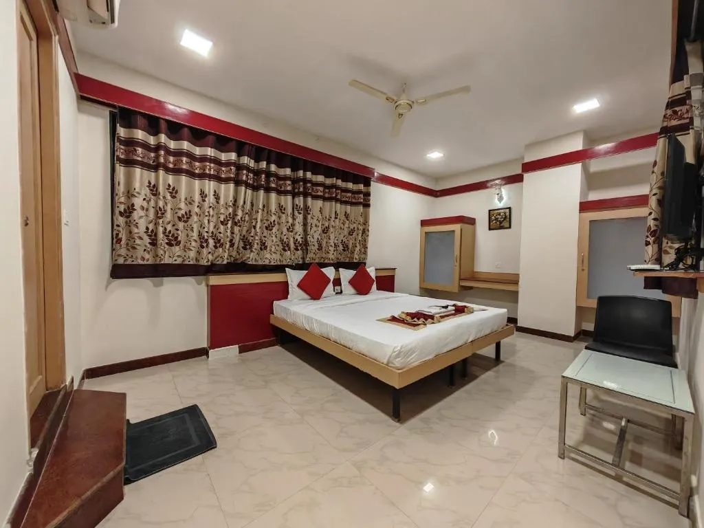 best day use hotels in hotel stays royals bangalore