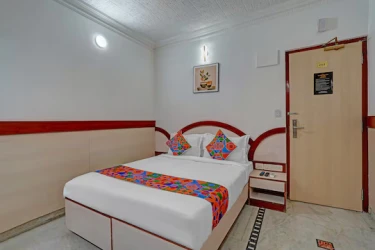 best romantic hotels in hotel the black daimond bangalore