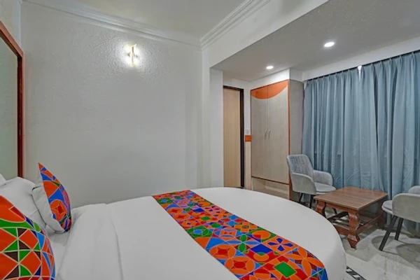 hotel room booking in koramangala, bangalore - hotel the black daimond