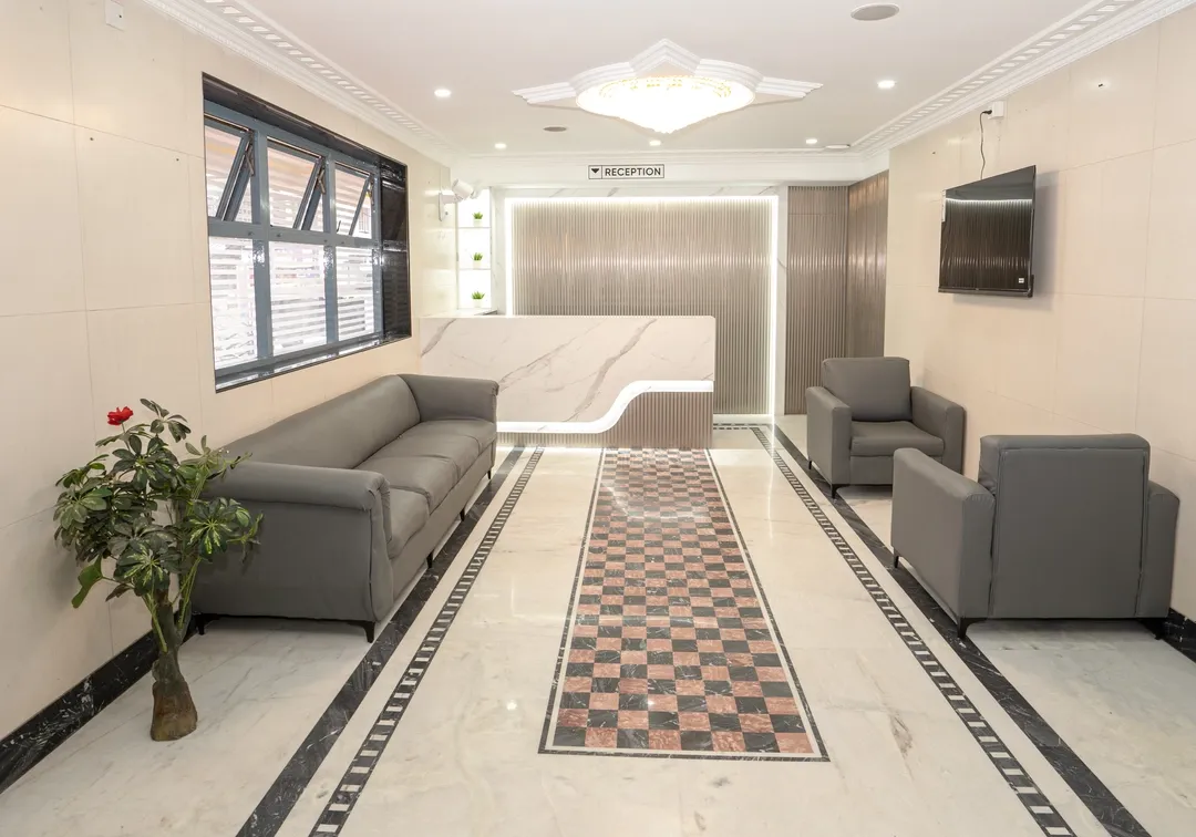 best hourly stay in hotel the black daimond bangalore