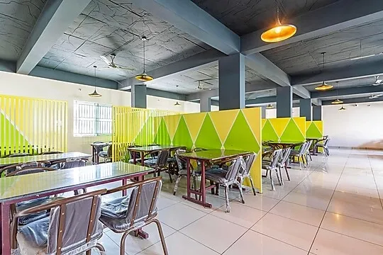 best couple friendly hotels in hotel three street inn bangalore