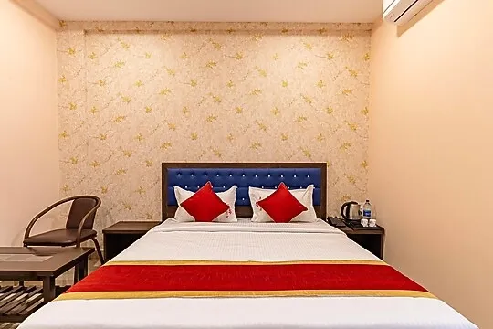 best hotels for couple in hotel three street inn bangalore