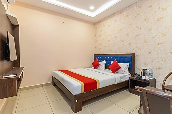 best couple friendly hotels in hotel three street inn bangalore