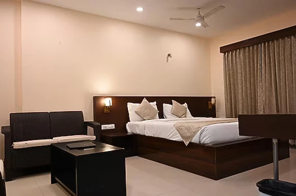 5 star hotels in hotel virat siridarshni bangalore