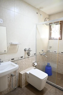 budget hotel in frazer town, bangalore - hotel zipp lite