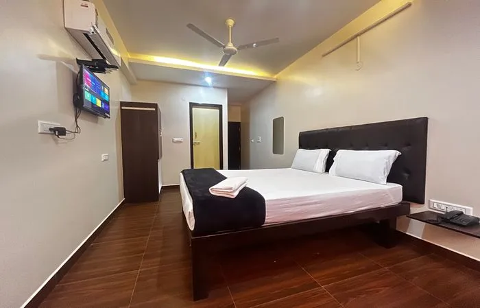 hotel in devanahalli, bangalore for couples - i care with greenery comforts