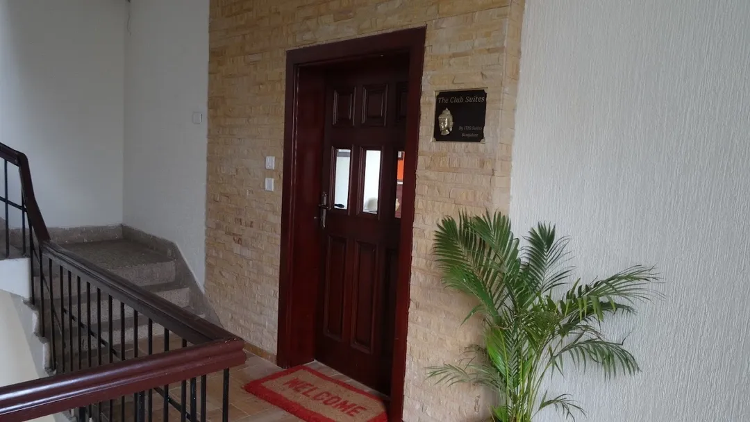 3 star hotel in cox town, bangalore - itis club suites