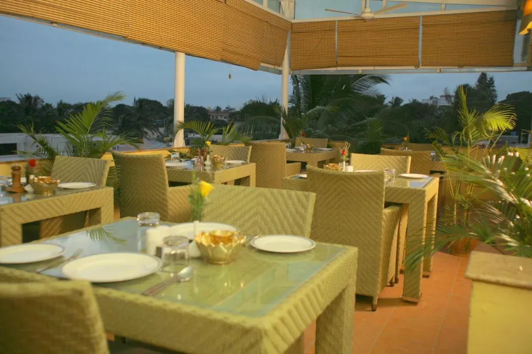 hotel with gym in indiranagar, bangalore - justa indiranagar