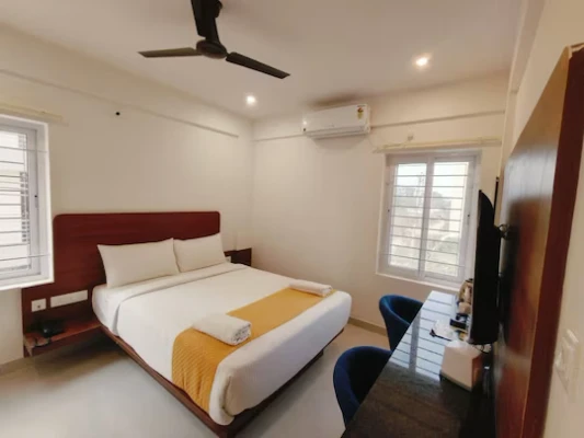 best short stay hotels in keerthis airport hotel bangalore