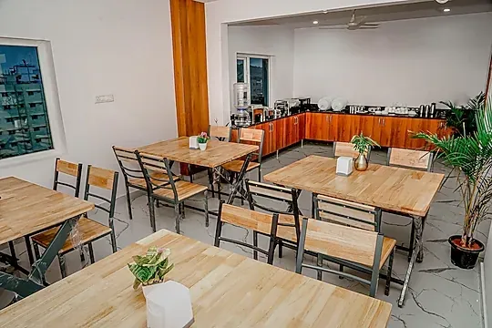 tourist hotels in keerthis comforts bangalore airport hotel bangalore