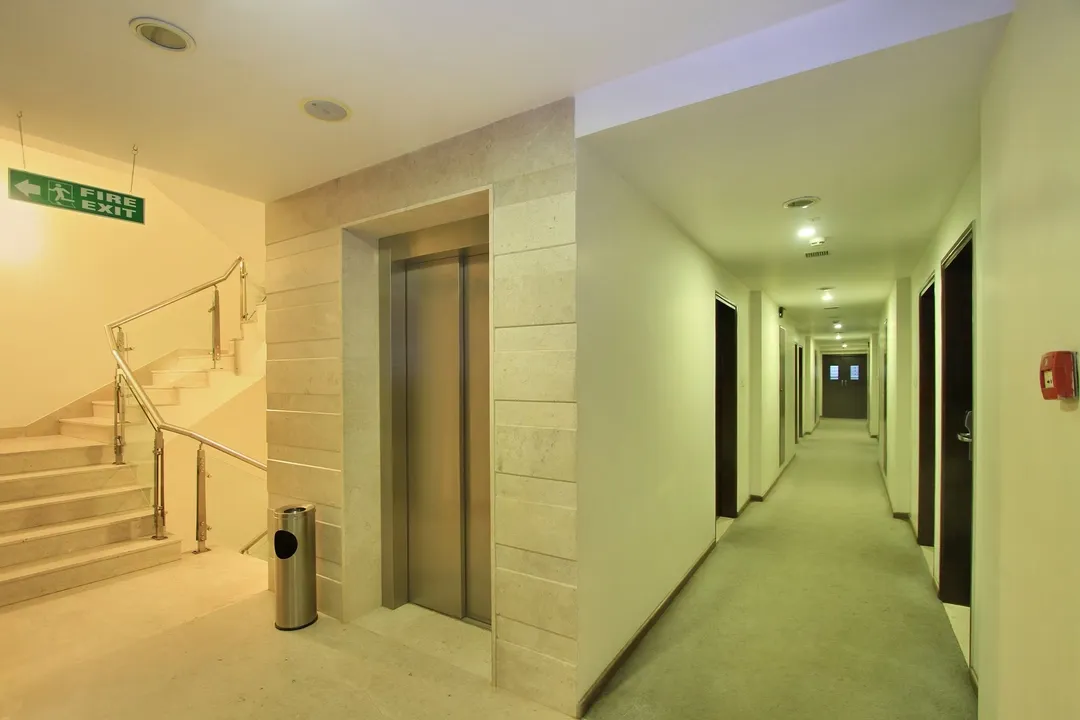 short stay hotels in la sara hometel bangalore