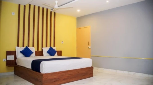 private resort in bettadasanapura, bangalore - lake pool resort