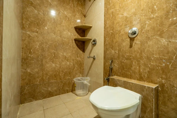 family hotel with pool in bommanahalli, bangalore - loop by zolo silk board