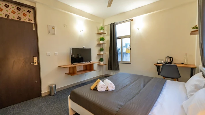 hotel near bangalore airport - loop by zolo silk board