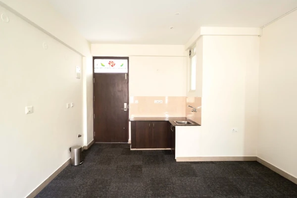 hotel with swimming pool in bommanahalli, bangalore - loop by zolo silk board