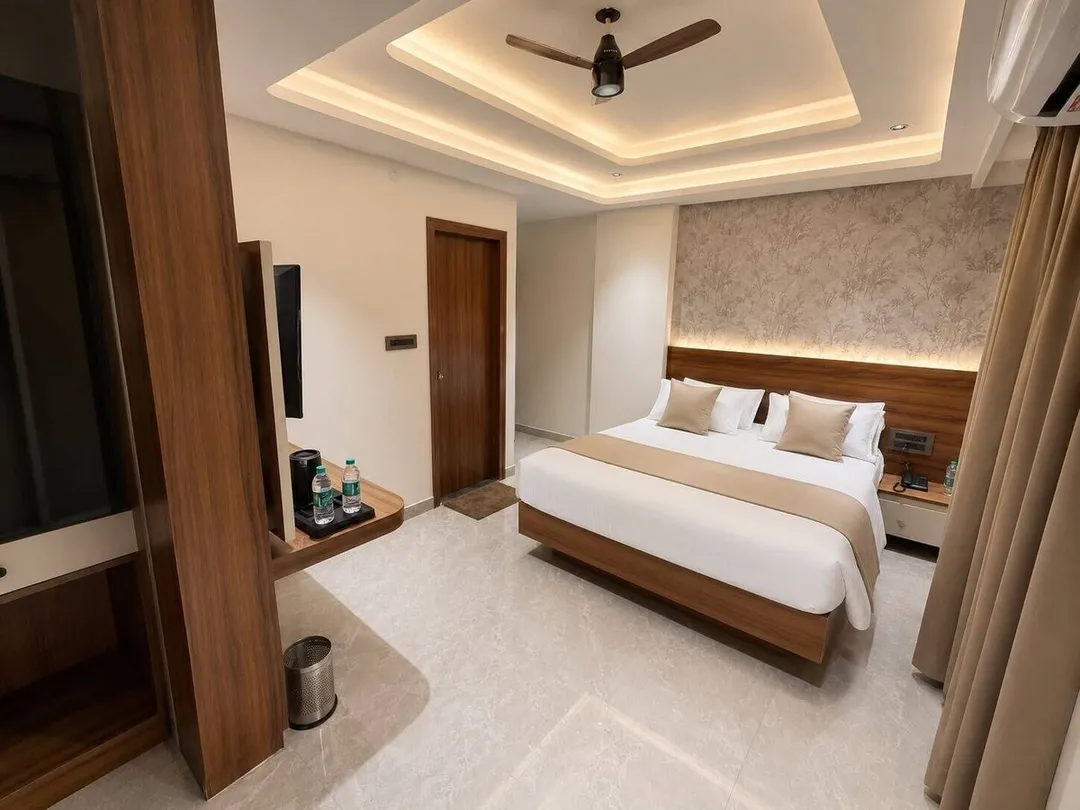 best hotels in nele comforts bangalore