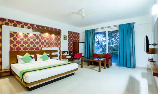 best hotels for unmarried couples in plus point suites bangalore