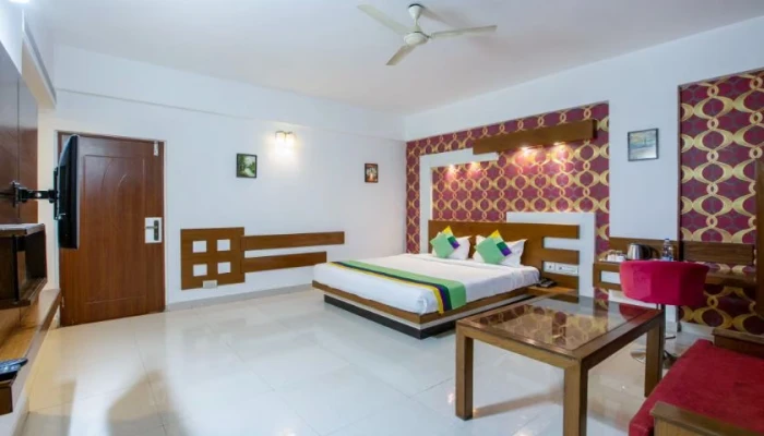 best couple friendly hotels in plus point suites bangalore