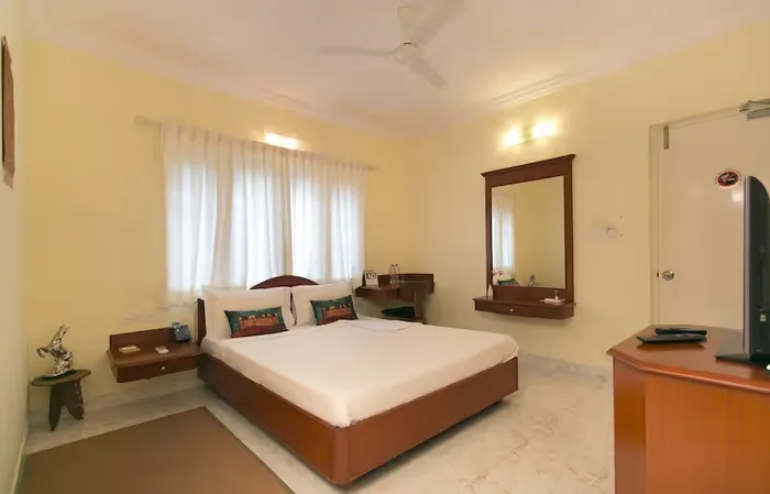 homestay in domlur, bangalore for a month - polonest cocoon by morpho