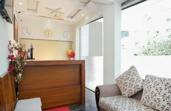 4 star hotels in pph living grand arabian bangalore