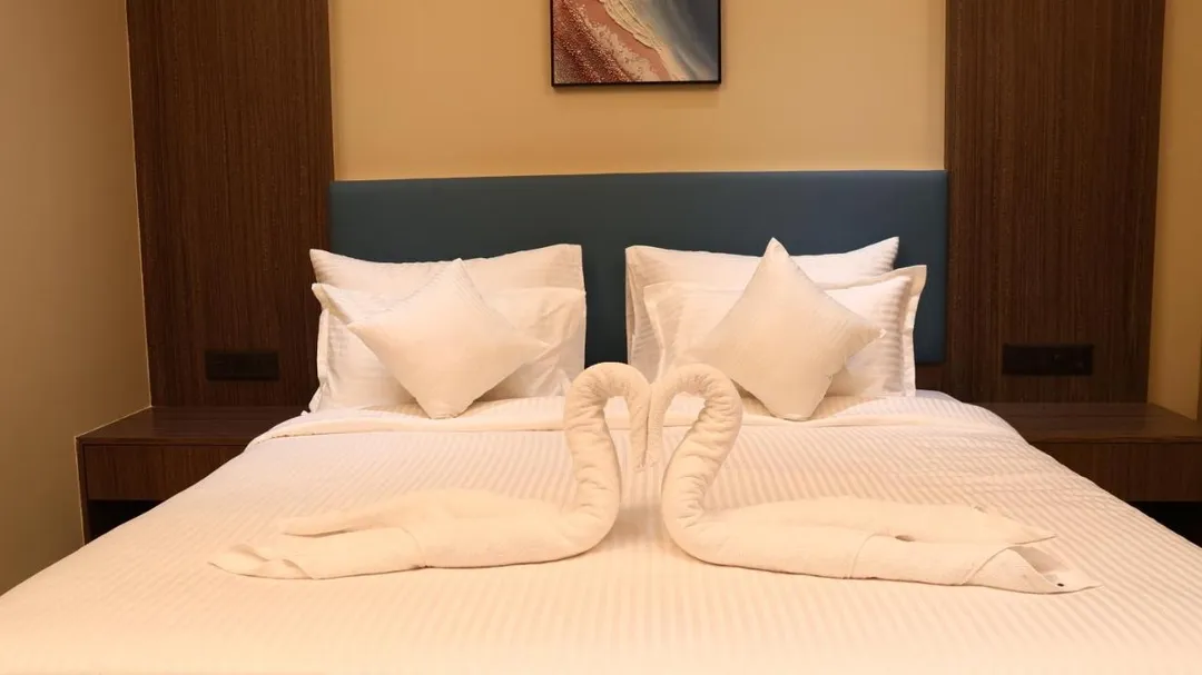 best day time hotels in r d hotels peenya bangalore