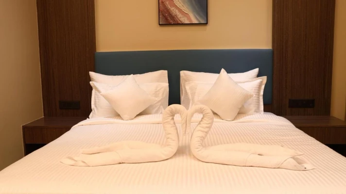 top luxury hotels in r d hotels peenya bangalore