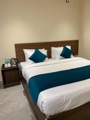 best hotels for few hours in rox hotel bangalore