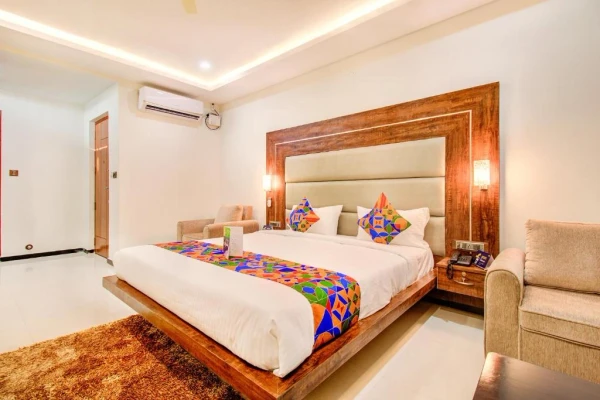 3 star hotel in btm layout, bangalore - royal suites