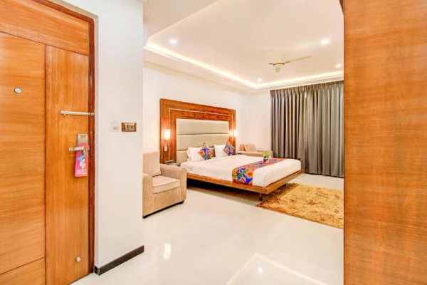 hotel near bangalore railway station - royal suites