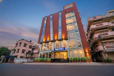 day hotels in royal suites bangalore