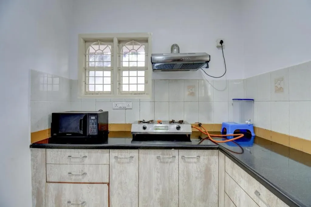 homestay with campfire in basaveshwara nagar, bangalore - sampada homestay