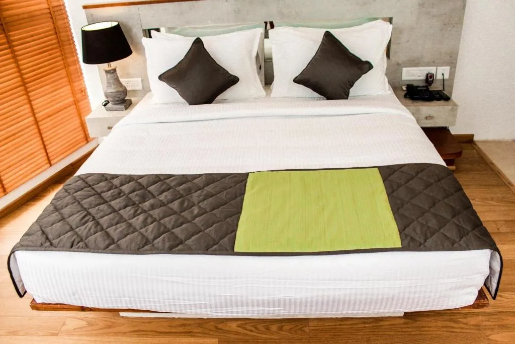 best luxury hotel in shivas gateway bangalore