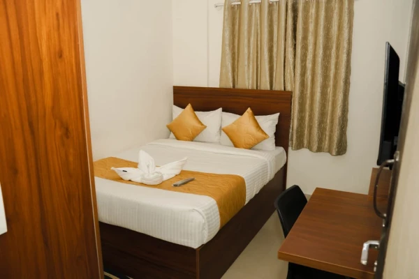 hotel in thanisandra, bangalore for couples - sri sai suites