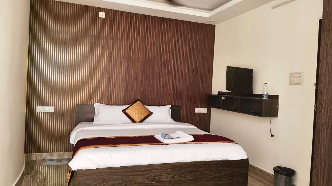 top hotels in sri sai suites bangalore