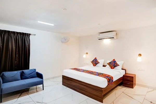 hotel with swimming pool in hsr layout, bangalore - srinidhi stay inn