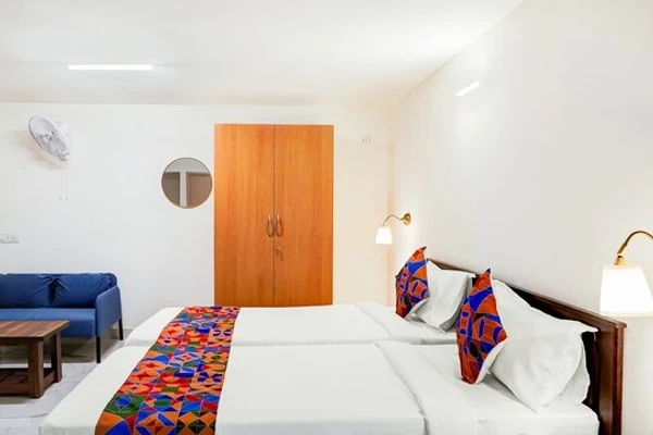 book hotels in srinidhi stay inn bangalore