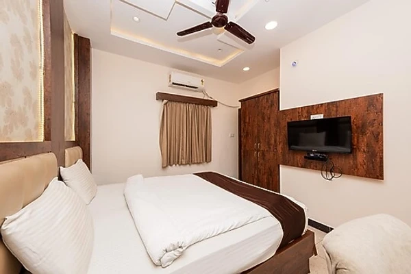 budget hotel in koramangala, bangalore - srs elegance