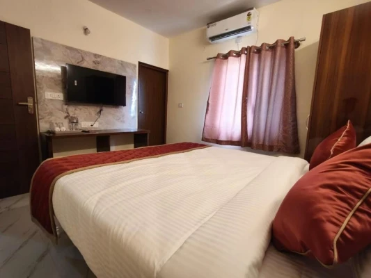 best hotel stay in star light suites bangalore