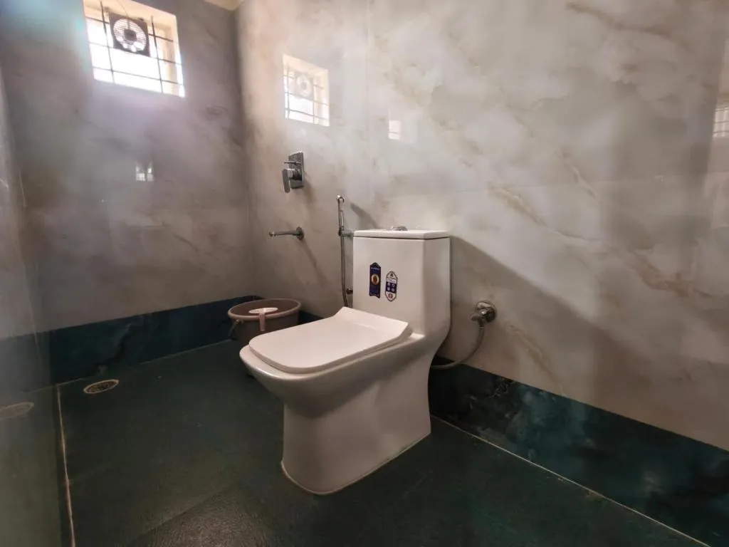 hourly hotel in star light suites bangalore