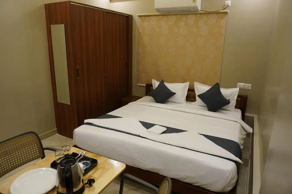 best 24 hours check in hotels in stazy suites bangalore