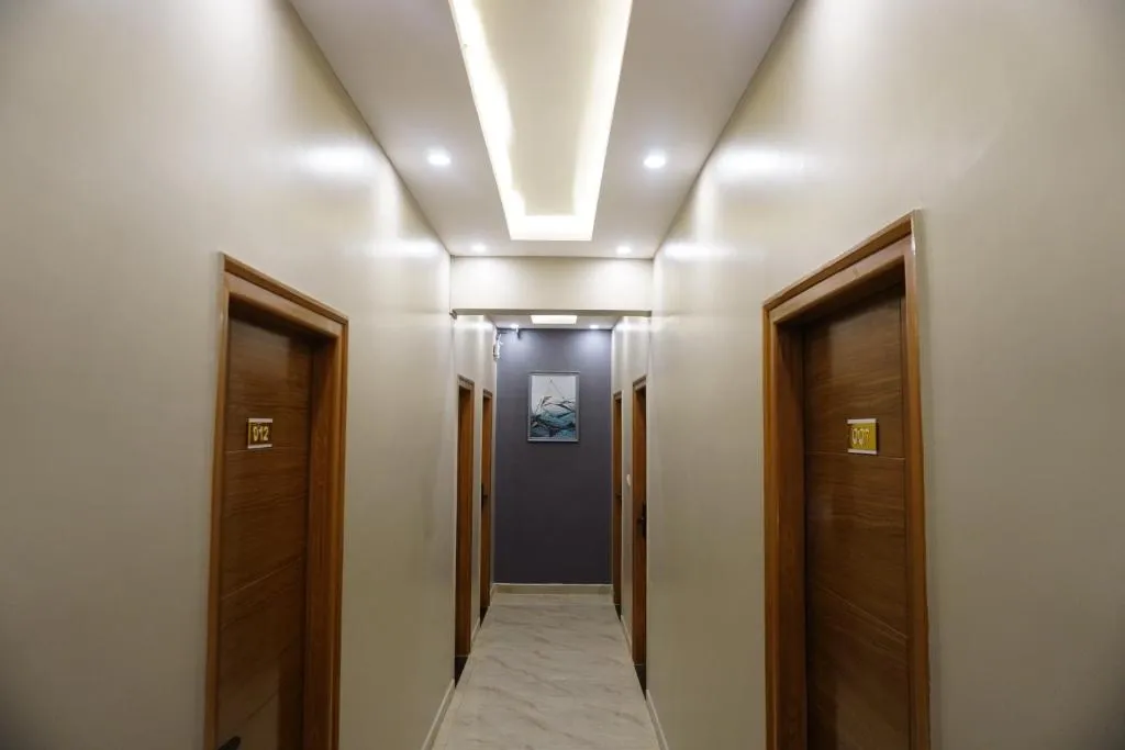 hotel stay in stazy suites bangalore