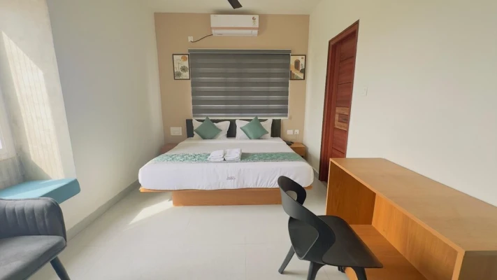 hotel with party hall in hoskote, bangalore - sumukha comforts