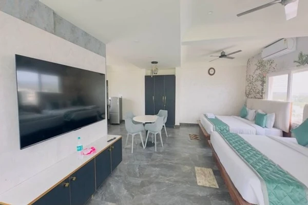 best 24 hours check in hotels in sumukha comforts bangalore