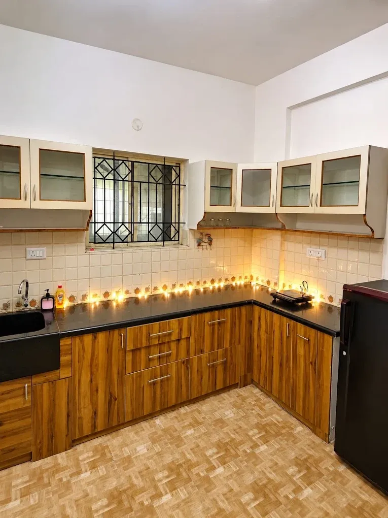 service apartment for couples in sahakar nagar, bangalore - svaasa